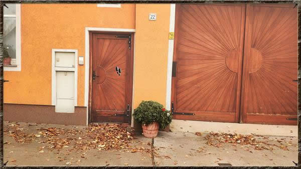 Archivo:Markus Ritter - The Lost Family - 06.jpg