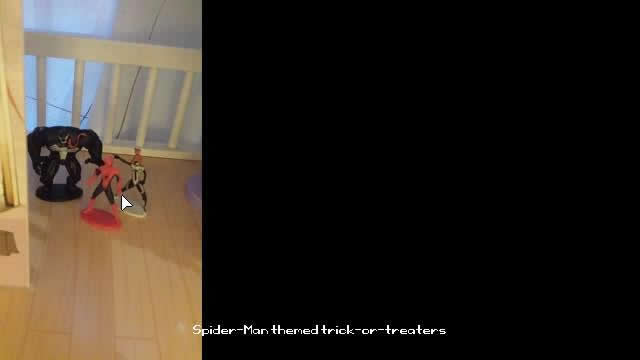 Archivo:Halloween with an Unexpected Guest - 05.jpg