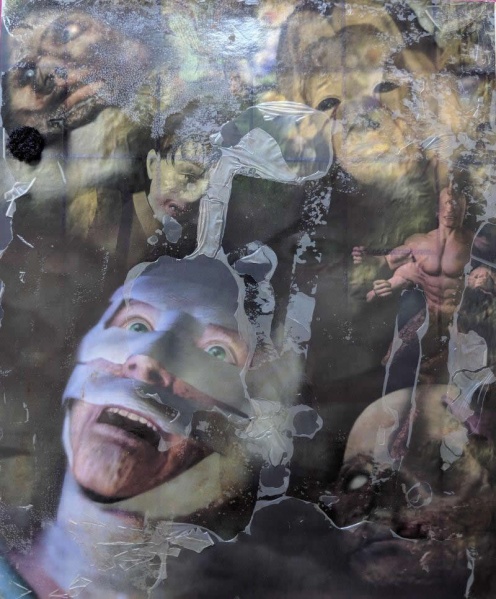 Archivo:Sanitarium - Inside1.jpg